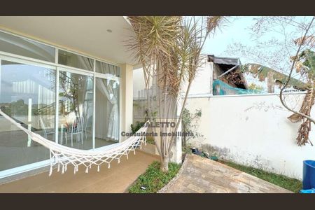 10_photo/94c8d027f3.ee31d1fd9df23408-ATLAS-500b9569-d3f7-496e-809d-5954466eec74.jpg de casa à venda com 3 quartos, 234m² em Conjunto Habitacional Vila Santana (Sousas), Campinas