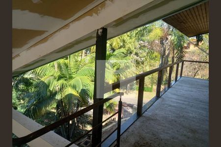 1_photo/94c8d039c7.3714cccd63f8fe2d-ATLAS-349bc8ce-fbe5-44e6-8a3a-35ed68e5adc5.jpg de casa à venda com 4 quartos, 400m² em Colinas do Ermitage (Sousas), Campinas