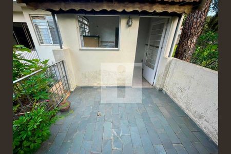 5_photo/94c8d03a2d.cd9825838d209f48-ATLAS-c33127df-72b5-4581-8929-b3c865ba27f9.jpg de casa à venda com 4 quartos, 191m² em Jardim Botânico (Sousas), Campinas