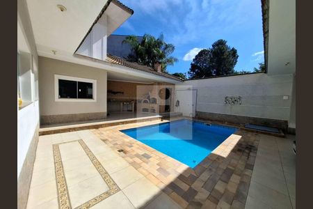 8_photo/94c8d03b2b.7b14635dc7f45449-ATLAS-fb7e2b60-cb6e-45a2-98e4-f72fc87f4292.jpg de casa à venda com 3 quartos, 399m² em Loteamento Arboreto dos Jequitibas (Sousas), Campinas