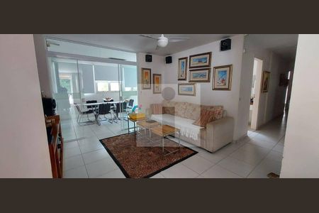 12_photo/94c8d03bff.6c5c93e045adfc60-ATLAS-54ea55b1-605c-4d6d-874f-1774e0017e23.jpg de casa à venda com 3 quartos, 317m² em Sousas, Campinas