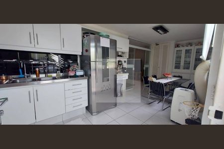 16_photo/94c8d03bff.6c5c93e045adfc60-ATLAS-9ddeb811-204f-4a82-ab90-8570ab22b040.jpg de casa à venda com 3 quartos, 317m² em Sousas, Campinas