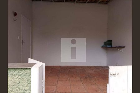 6_photo/94c8d03db3.c804f14b029171f4-ATLAS-40758200-a7d2-4c2c-95e5-fea1b60251da.jpg de casa à venda com 3 quartos, 150m² em Sousas, Campinas