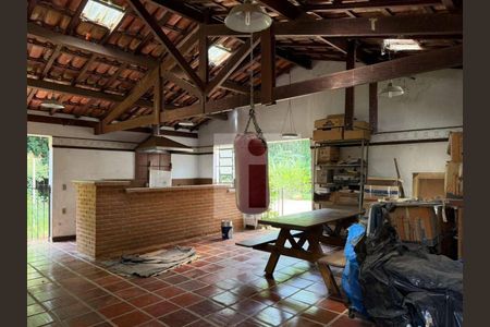 35_photo/94c8d03dfb.2832257cbb3df2c4-ATLAS-af072f92-5b31-4c97-9e50-f41d91b4a8ab.jpg de casa à venda com 3 quartos, 284m² em Sousas, Campinas