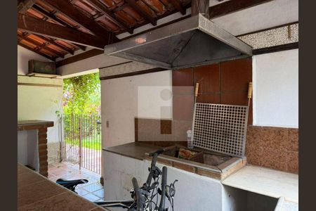 31_photo/94c8d03dfb.2832257cbb3df2c4-ATLAS-e0960085-e460-400a-8d96-749a6bc81d05.jpg de casa à venda com 3 quartos, 284m² em Sousas, Campinas