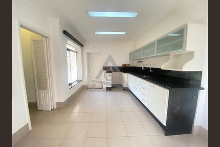 11_photo/94c8d03e53.cdc422f0f5acc07d-ATLAS-1bdd6d0e-7fb4-4b6b-964a-207de6813efe.jpg de casa para alugar com 3 quartos, 273m² em Colinas do Ermitage (Sousas), Campinas