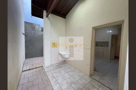 6_photo/94c8d03ec3.98319c766f537efd-ATLAS-3ce9a3f5-157f-4022-8a44-9d561cbde99b.jpg de casa para alugar com 3 quartos, 185m² em Jardim Atibaia (Sousas), Campinas