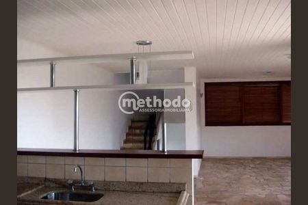 5_photo/94c8d04605.72f38772c60cc7a0-ATLAS-144868ff-2e02-419f-b2ca-8907554d2c9f.jpg de casa de condomínio à venda com 3 quartos, 300m² em Conjunto Habitacional Vila Santana (Sousas), Campinas