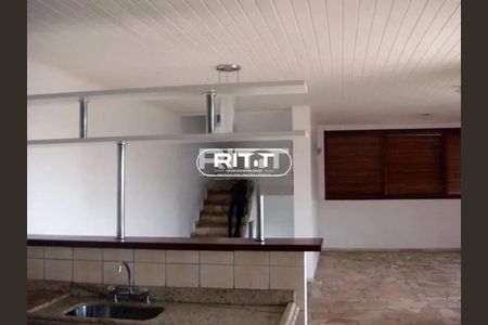 10_photo/94c8d04605.72f38772c60cc7a0-ATLAS-1e28da2d-44e8-456b-a360-57fb73d6586c.jpg de casa de condomínio à venda com 3 quartos, 300m² em Conjunto Habitacional Vila Santana (Sousas), Campinas