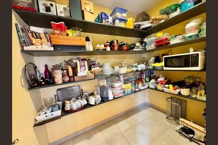 12_photo/94c8d0478b.6b2453e70642c87c-ATLAS-5b20b150-8d0d-4fdb-b889-369afb895cab.jpg de casa à venda com 4 quartos, 302m² em Conjunto Habitacional Vila Santana (Sousas), Campinas