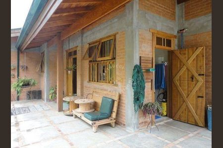 8_photo/94c8d04fb9.1c6cc54bd65e10e8-ATLAS-8167f24b-2a77-468d-8ddc-d76332082f46.jpg de casa à venda com 4 quartos, 350m² em Colinas do Ermitage (Sousas), Campinas