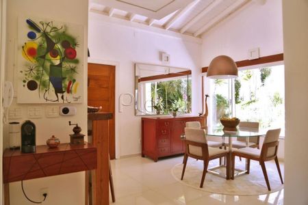6_photo/94c8d05553.aef4de6394ba8e6d-ATLAS-9f11904f-21b8-4a7f-a9a2-266136adb3e9.jpg de casa à venda com 3 quartos, 200m² em Colinas do Ermitage (Sousas), Campinas