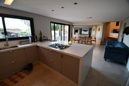 5_photo/94c8d06b35.ceff8192393c33de-ATLAS-ec4c75e2-572d-4190-895c-46756570c837.jpg de casa de condomínio à venda com 6 quartos, 500m² em Jardim Sorirama (Sousas), Campinas