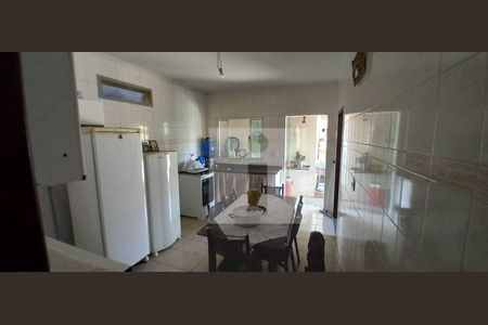 4_photo/94c8d06c11.6618d879b31b9a75-ATLAS-0d6f9fa9-8b91-453a-afc0-8d2186d280e8.jpg de casa à venda com 3 quartos, 200m² em Nova Sousas (Sousas), Campinas