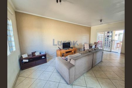 5_photo/94c8d20033.f861ecc718bdcbd7-ATLAS-448ff6a3-751f-4dba-93e8-9b71126273f1.jpg de casa à venda com 3 quartos, 206m² em Jardim Nova Espirito Santo, Valinhos