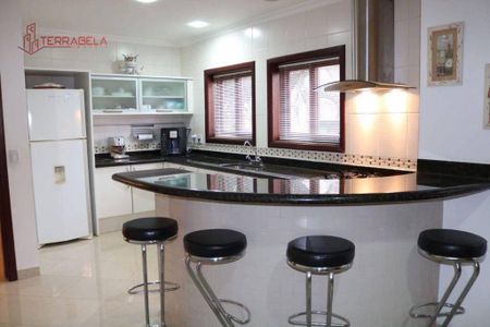 35_photo/94c8d279b3.1f5464a6d9af08ad-ATLAS-5ecf9d5b-3c8e-4f94-ab12-ad432046b98a.jpg de casa para alugar com 4 quartos, 344m² em Vila Sonia, Valinhos