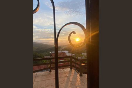 3_photo/94c8d45d1b.ceff8192393c33de-ATLAS-259d6715-e8a4-4496-b418-e90506f82ad0.jpg de casa de condomínio à venda com 3 quartos, 300m² em Joaquim Egídio, Valinhos