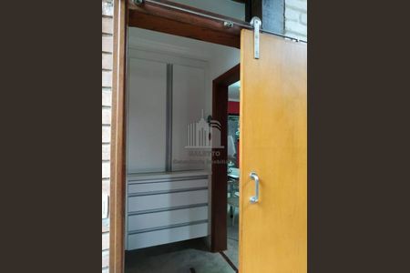 24_photo/94c8daa963.2b4381d368a6f37f-ATLAS-adca31f6-3554-4770-9f01-c08a69f4fdd4.jpg de casa à venda com 2 quartos, 229m² em Conjunto Habitacional Vila Santana (Sousas), Campinas