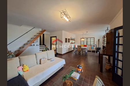 8_photo/94c8daa9af.1e45c290f45d527b-ATLAS-29e07829-a99f-4af3-aa6f-cb7edc1f914e.jpg de casa à venda com 4 quartos, 253m² em Conjunto Habitacional Vila Santana (Sousas), Campinas