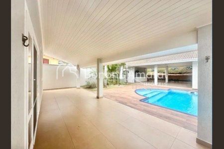 7_photo/94c8daaa37.3aed5bbd04158097-ATLAS-4355c54d-0032-4c75-bd2b-731af644e15f.jpg de casa à venda com 4 quartos, 392m² em Loteamento Caminhos de San Conrado (Sousas), Campinas