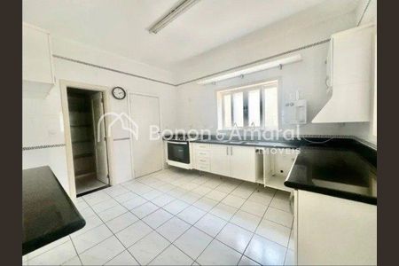 10_photo/94c8daaa37.3aed5bbd04158097-ATLAS-c45abd20-a6d7-4c97-96a7-5d03a78cbed4.jpg de casa à venda com 4 quartos, 392m² em Loteamento Caminhos de San Conrado (Sousas), Campinas
