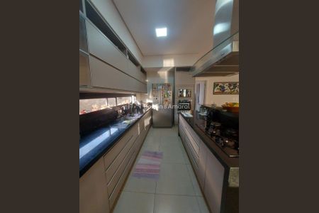 19_photo/94c8daaa55.ceff8192393c33de-ATLAS-e501bdd3-b81e-4a89-a516-0592c9f6473e.jpg de casa à venda com 4 quartos, 295m² em Conjunto Habitacional Vila San, Campinas