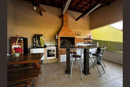 10_photo/94c8daad43.04a823dc9d4d949a-ATLAS-4359eec6-1f52-42d3-8559-3b2ab7ff5c94.jpg de casa à venda com 4 quartos, 349m² em Loteamento Caminhos de San Conrado (Sousas), Campinas