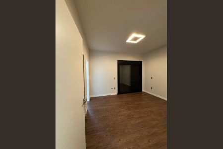 10_photo/94c8daad4f.a49d907f0912b726-ATLAS-625f14d2-e8f5-446c-b316-8660be128445.jpg de casa à venda com 3 quartos, 215m² em Loteamento Caminhos de San Conrado (Sousas), Campinas