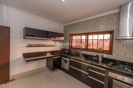 4_photo/94c8daae99.3aed5bbd04158097-ATLAS-89618cb9-26e3-460c-a43c-3496bf36cd16.jpg de casa à venda com 3 quartos, 219m² em Conjunto Habitacional Vila Santana (Sousas), Campinas