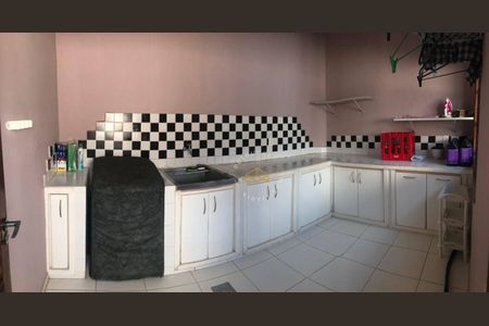 4_photo/94c8dab295.6806c3117562f20f-ATLAS-5b7a5a1f-cb01-4c9d-8e59-8221cf26f284.jpg de casa à venda com 3 quartos, 230m² em Conjunto Habitacional Vila San, Campinas