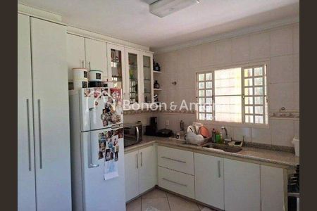 2_photo/94c8ea089f.ceff8192393c33de-ATLAS-0eb93817-60b0-462c-97df-776b6735dcdc.jpg de casa à venda com 3 quartos, 293m² em Loteamento Chácaras Vale das Garças, Campinas