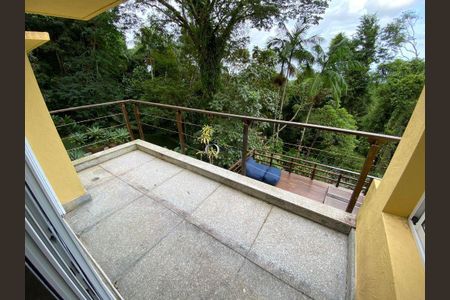 18_photo/94cdfe2425.ceff8192393c33de-ATLAS-a3e5b729-ea2c-4ea5-b8ed-171bd5e9d351.jpg de casa à venda com 4 quartos, 630m² em Guararu, Guarujá