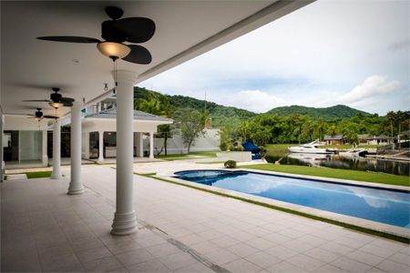 49_photo/94cdfe2a13.4b5f5827c7f3d090-ATLAS-ce2f818a-72b2-4542-bbfb-2d5792148d84.jpg de casa à venda com 10 quartos, 1000m² em Cidade Jardim Tom, Guarujá