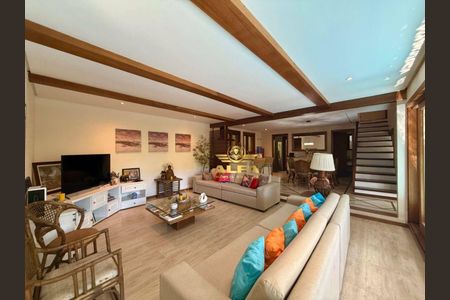 3_photo/94cdfe5ca3.2007f0948d2280ac-ATLAS-03c84e74-e807-44a2-906e-5875c2a023ab.jpg de casa à venda com 5 quartos, 450m² em Guarujá, Guarujá