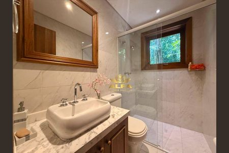 5_photo/94cdfe5ca3.2007f0948d2280ac-ATLAS-15163afc-0a4f-4510-8e8a-1b4a72a9ea16.jpg de casa à venda com 5 quartos, 450m² em Guarujá, Guarujá