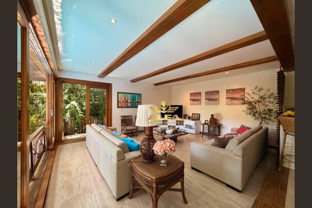 7_photo/94cdfe5ca3.2007f0948d2280ac-ATLAS-219f3d8e-ff42-4e1b-8e04-c8514b7d8ca8.jpg de casa à venda com 5 quartos, 450m² em Guarujá, Guarujá