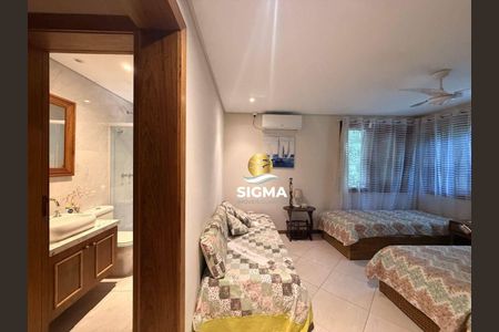 3_photo/94cdfe5ca3.5ed1a2c86ac52cd9-ATLAS-0c3c1ed5-ee66-476c-bc19-c6a655bce0ac.jpg de casa à venda com 5 quartos, 450m² em Guarujá, Guarujá