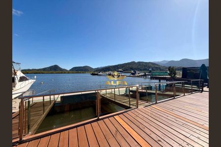 8_photo/94cdfe5ca3.a0e5f08679d4b1b0-ATLAS-bcf62d6a-bbbe-4180-859c-fdae9cd4285a.jpg de casa de condomínio à venda com 3 quartos, 85m² em Guarujá, Guarujá