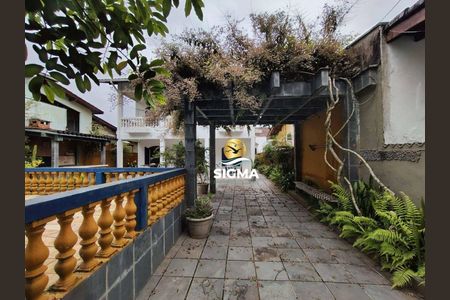 7_photo/94cdff830f.eb7ee1c62e8591fd-ATLAS-40a4806e-0dee-452d-925a-4e3ec55fc72b.jpg de casa à venda com 6 quartos, 300m² em Balneario Praia do Perequê, Guarujá