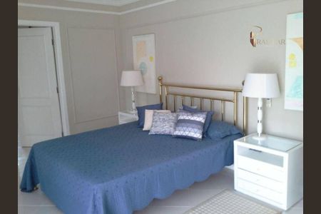 11_photo/94cdff837b.6513dd484f7ceb7c-ATLAS-71dcd8ef-5c2f-4dfa-8ba4-1afa8be313d1.jpg de casa para alugar com 5 quartos, 800m² em Balneario Praia do Pernambuco, Guarujá