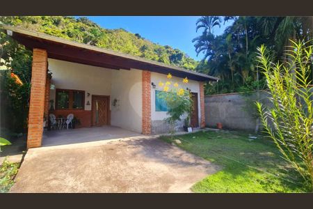 6_photo/94cdff839d.aafc750051720c32-ATLAS-0f7f1d02-8fee-4893-80fe-973d3ef23ab2.jpg de casa à venda com 2 quartos, 122m² em Balneario Praia do Pernambuco, Guarujá