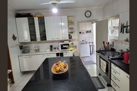 11_photo/94cdff83a7.5b63f18bcccc212e-ATLAS-ab4f31ef-d1ab-4f3a-8400-1144bb90dc5e.jpg de casa à venda com 4 quartos, 190m² em Balneario Praia do Pernambuco, Guarujá