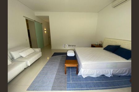 30_photo/94cdff868b.2f15d505e37c7ac5-ATLAS-48066bf6-749e-4cd9-9fa0-d3bf90f75867.jpg de casa à venda com 4 quartos, 600m² em Balneario Praia do Pernambuco, Guarujá