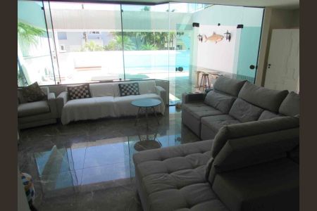 12_photo/94cdff87d5.0782294960f8097d-ATLAS-6c6b401f-e9ec-44e1-b17a-2e5153fd9584.jpg de casa à venda com 4 quartos, 450m² em Balneario Praia do Pernambuco, Guarujá