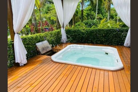 5_photo/94cdff87d5.ce9c98620b73bc4b-ATLAS-84eeb044-0e8c-4d2e-921d-1d2c83c097da.jpg de casa de condomínio à venda com 5 quartos, 458m² em Balneario Praia do Pernambuco, Guarujá