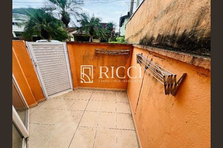 37_photo/94cdff889b.5942de9e05f3e98c-ATLAS-4e847579-a8d9-4785-9e81-25f02c31b32c.jpg de casa à venda com 3 quartos, 300m² em Bal Pernambuco, Guarujá