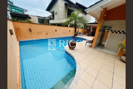 33_photo/94cdff889b.5942de9e05f3e98c-ATLAS-8f05f5d0-6dd2-4262-8758-6e4b68dca88c.jpg de casa à venda com 3 quartos, 300m² em Bal Pernambuco, Guarujá