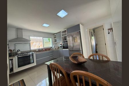 7_photo/94cdff8905.1c51e13124ae85b6-ATLAS-2c8a26df-5c04-4482-b80b-e4820fb17b8f.jpg de casa à venda com 4 quartos, 320m² em Balneario Praia do Pernambuco, Guarujá