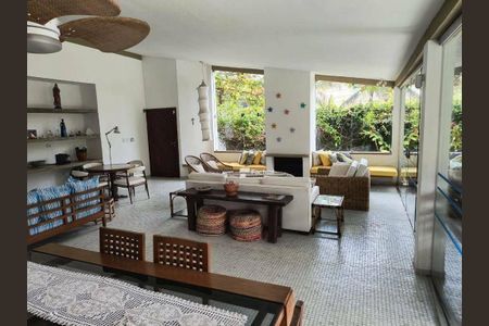 10_photo/94cdff89d1.87d54fff808a6ed8-ATLAS-25e0dcc2-47db-44dd-a72e-bee473b702a5.jpg de casa à venda com 5 quartos, 289m² em Balneario Praia do Pernambuco, Guarujá