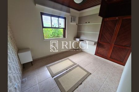 4_photo/94cdff8aa9.72fc516e6ab264c7-ATLAS-4256f048-8c39-4e59-bc8e-3738d41e3d8e.jpg de casa à venda com 3 quartos, 450m² em Balneario Praia do Pernambuco, Guarujá